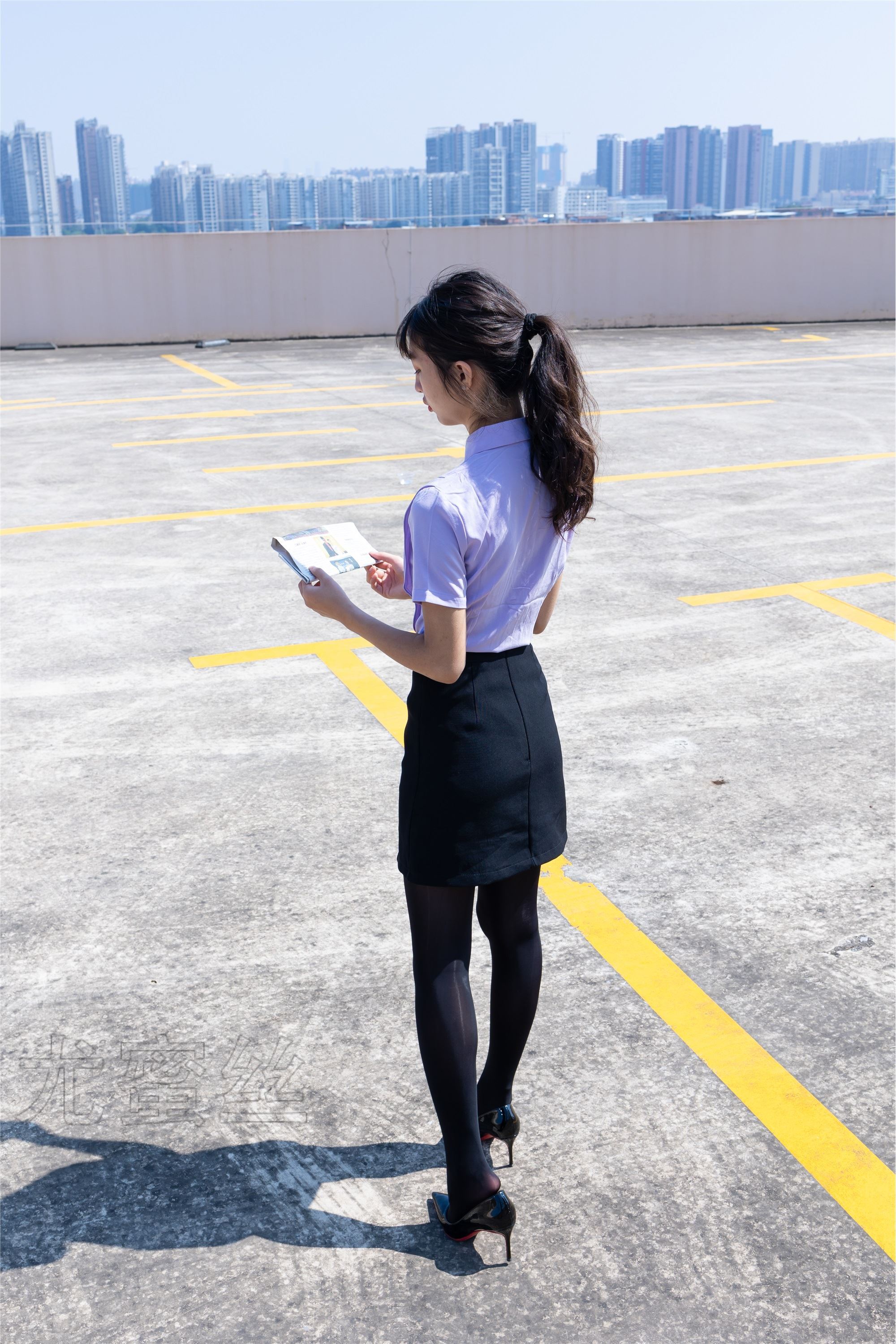 尤蜜丝 穿搭写真 NO.083